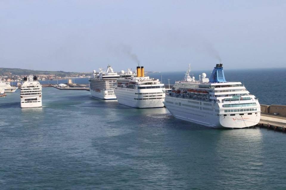 Stella Di Mare- Cruise Shuttle Hotel Civitavecchia Exterior foto